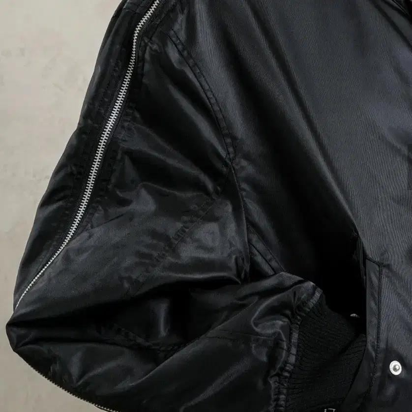 MULTI ZIPPER MA-1 JACKET [BLACK]