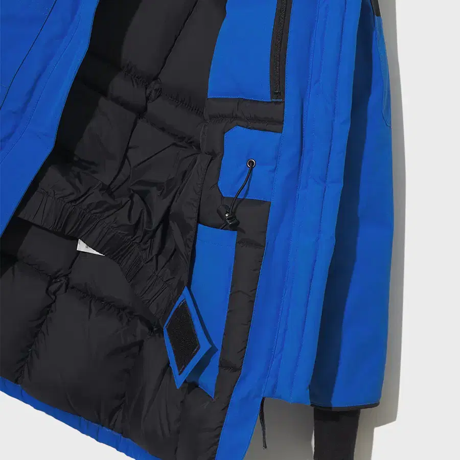 CANADA GOOSE down jacket