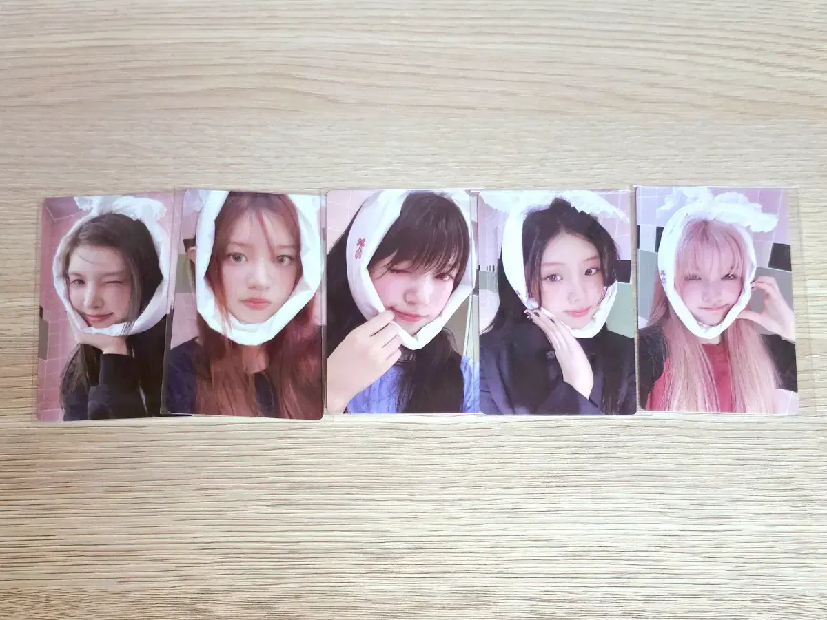 eyelet pop up toothache photocard set sell unreleased photocard photocard