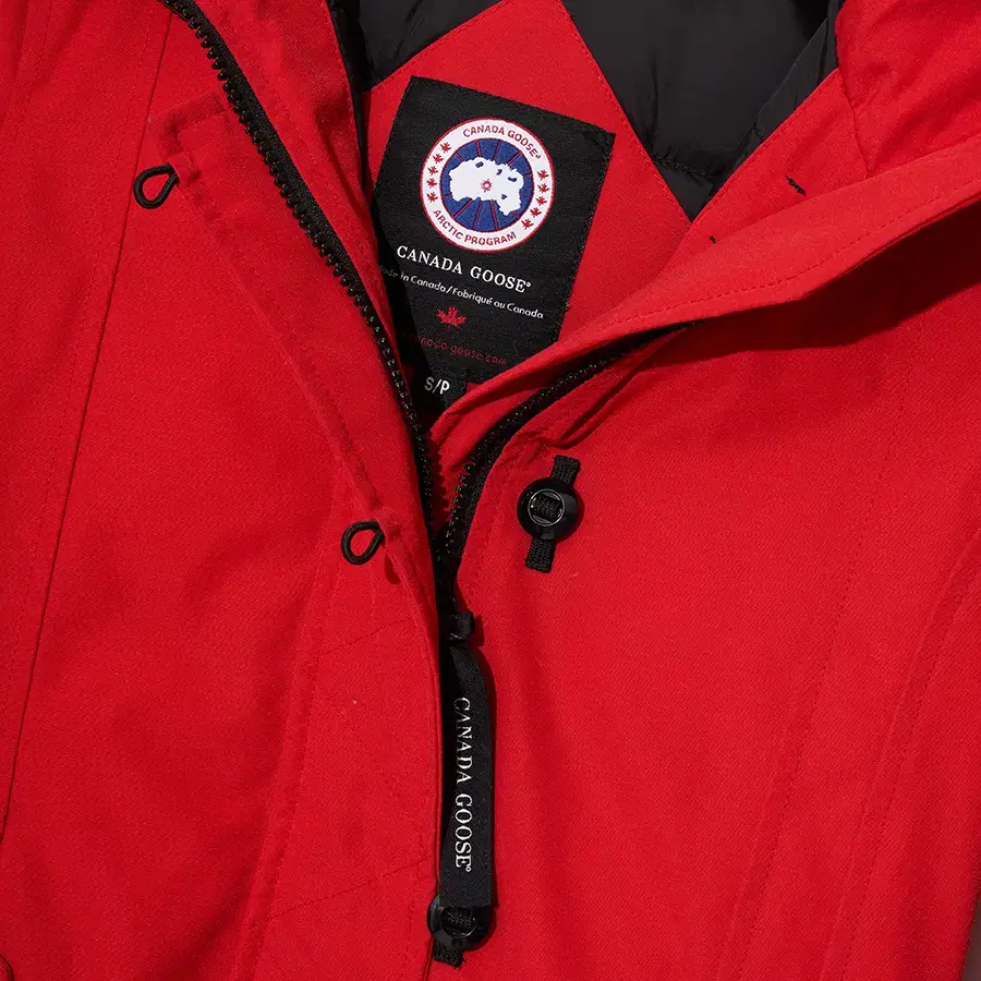 CANADA GOOSE down jacket