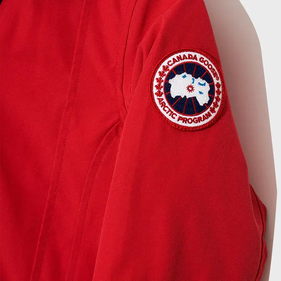 CANADA GOOSE down jacket