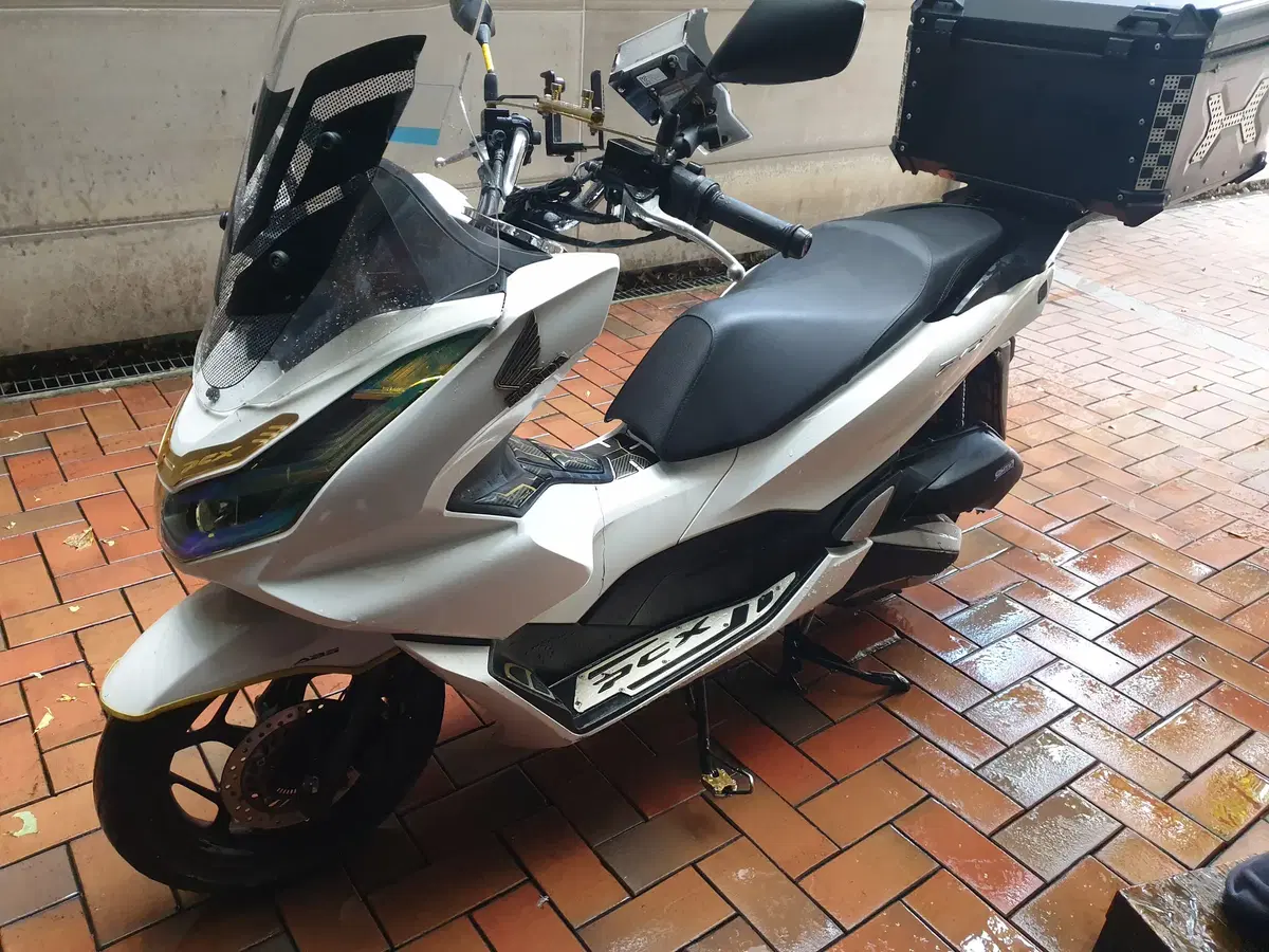 28. 22년식 PCX125 ABS 중고바이크