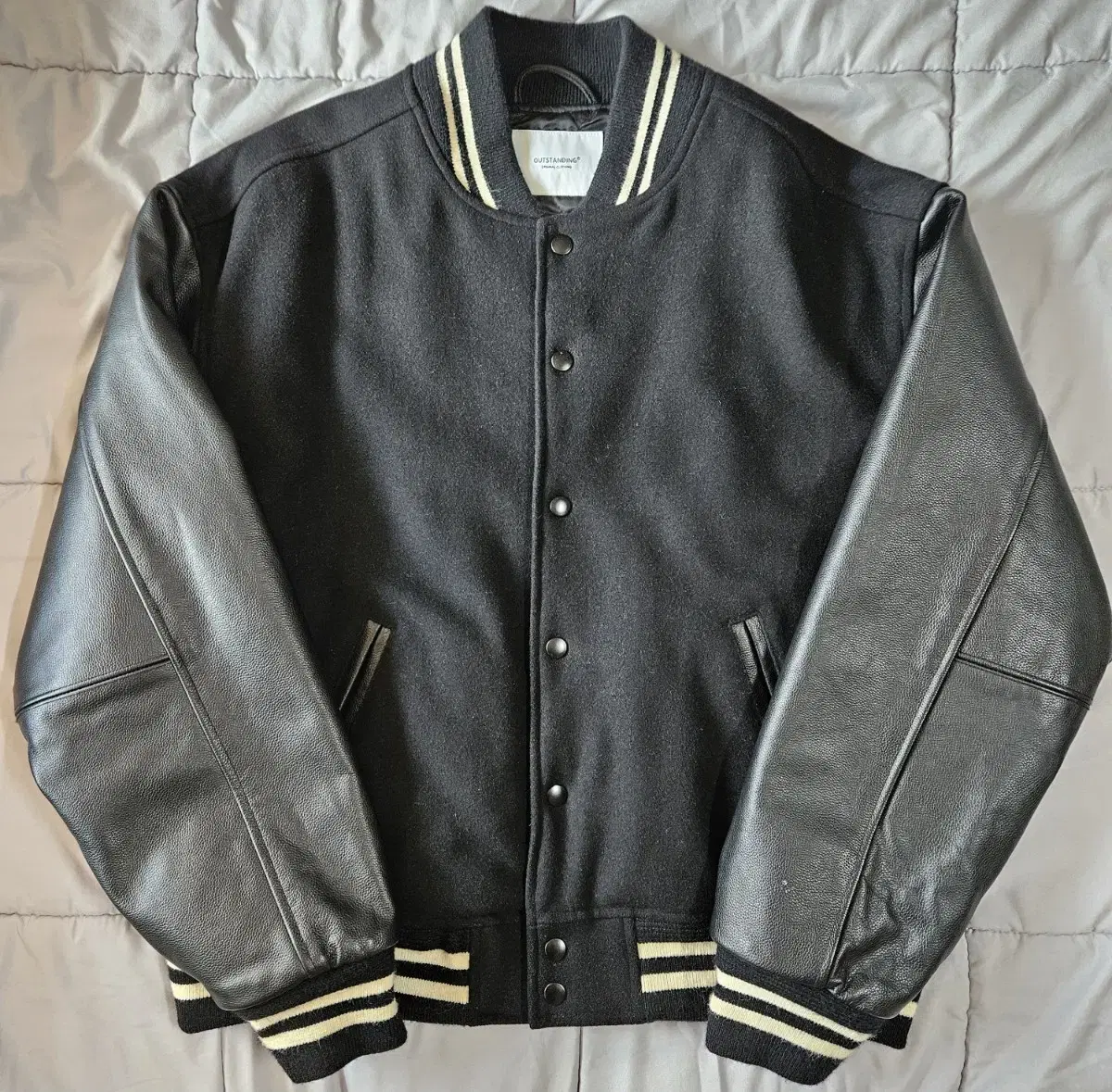 [Outstanding] Varsity Cowhide Jacket (M)