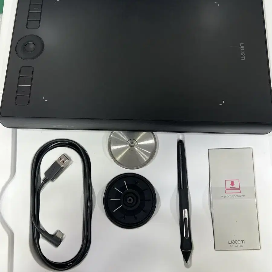 Wacom pth-660