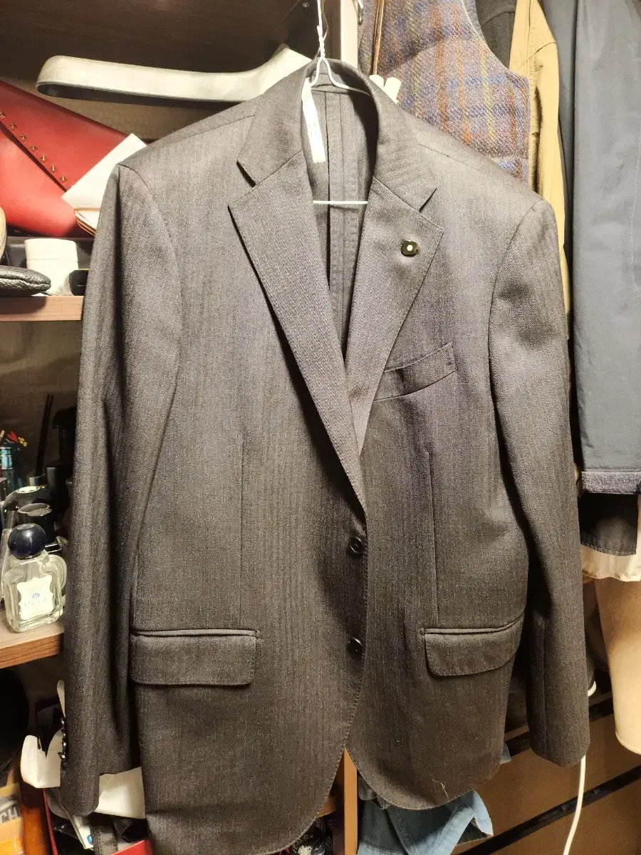 Lardini 100% wool luxury jacket