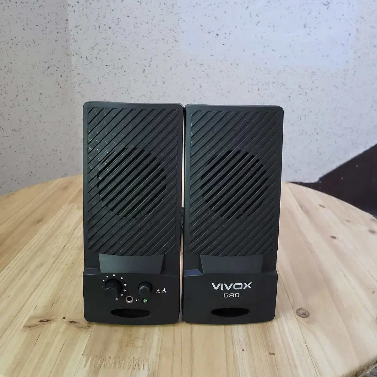 VIVOX CMK-588 스피커 판매합니다~~