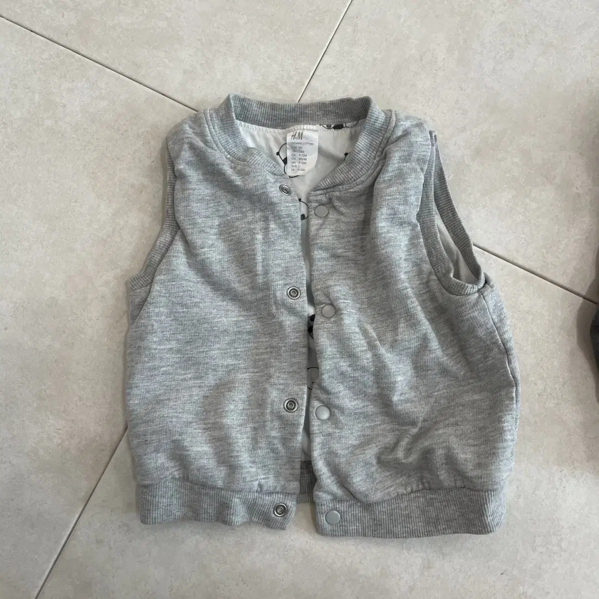 h&m 아기조끼(9-12m), 아기야구잠바(4-6m)