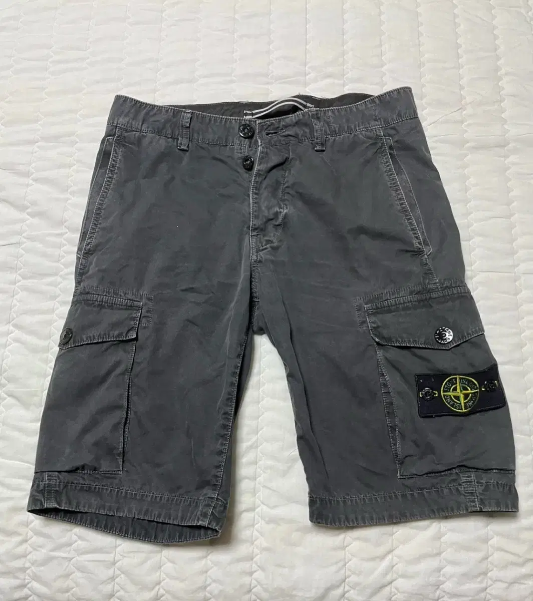 [W29] Genuine Stone Island Cargo Short Pants (vahn)