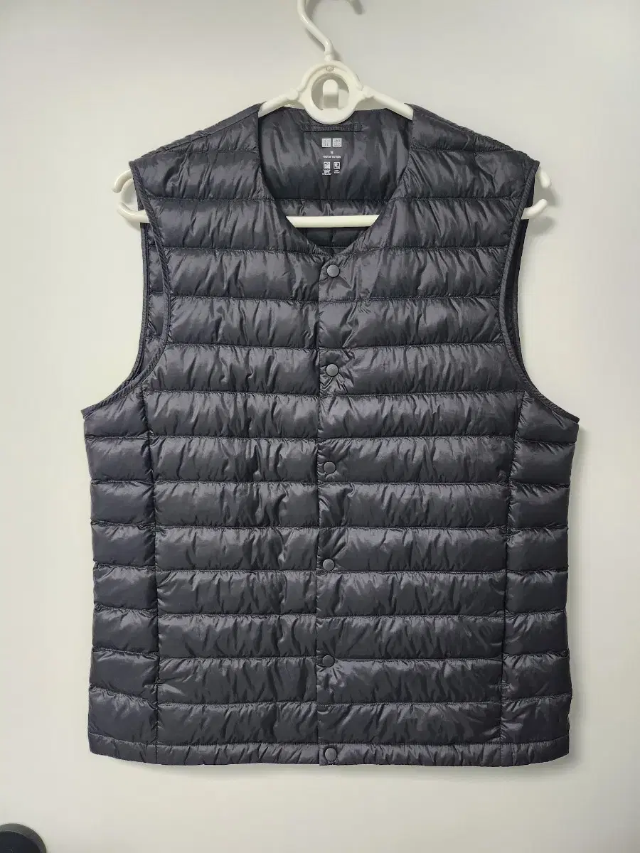 [M] UNIQLO Padded Vest