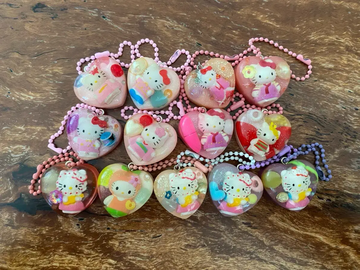 hello kitty san rio keyringskeyringscamera keyringsbagskeyrings