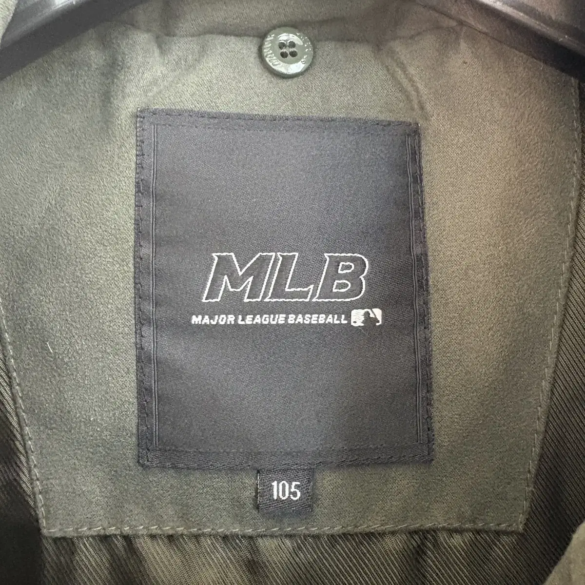 [XL]MLB 카키 패딩 조끼 CK8347