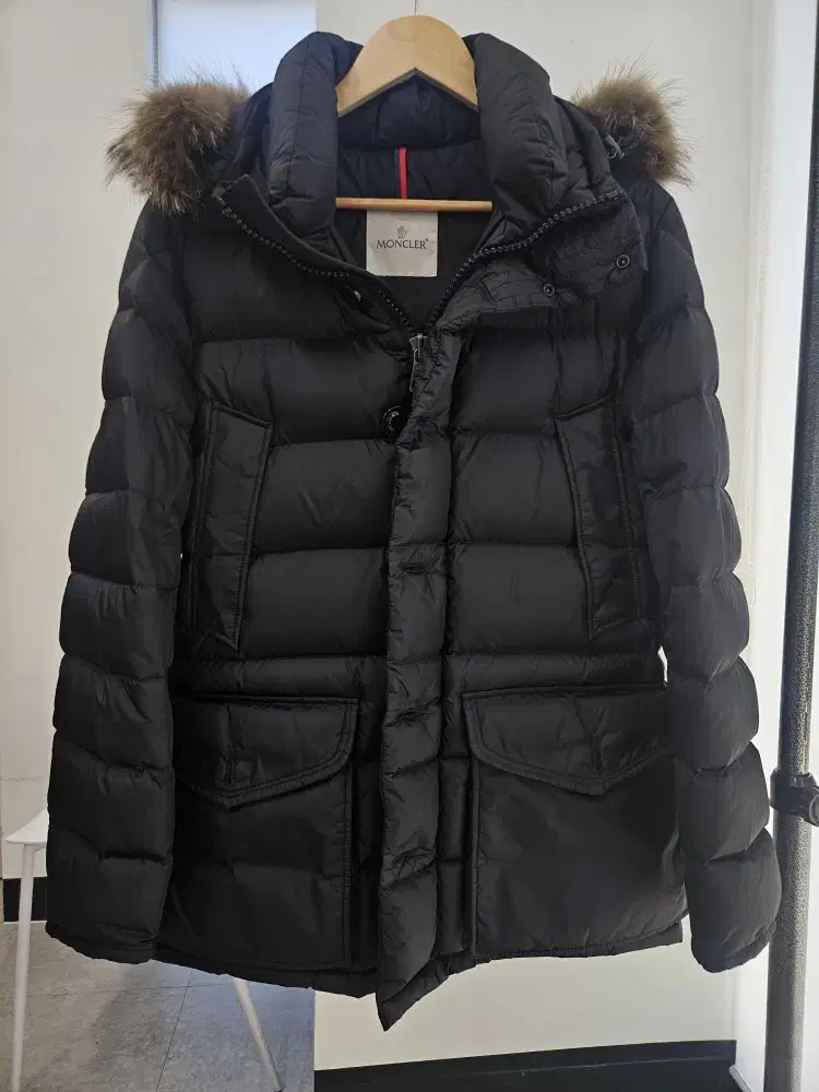 (Grade A/Genuine) Moncler Cluny Black 2 sizes