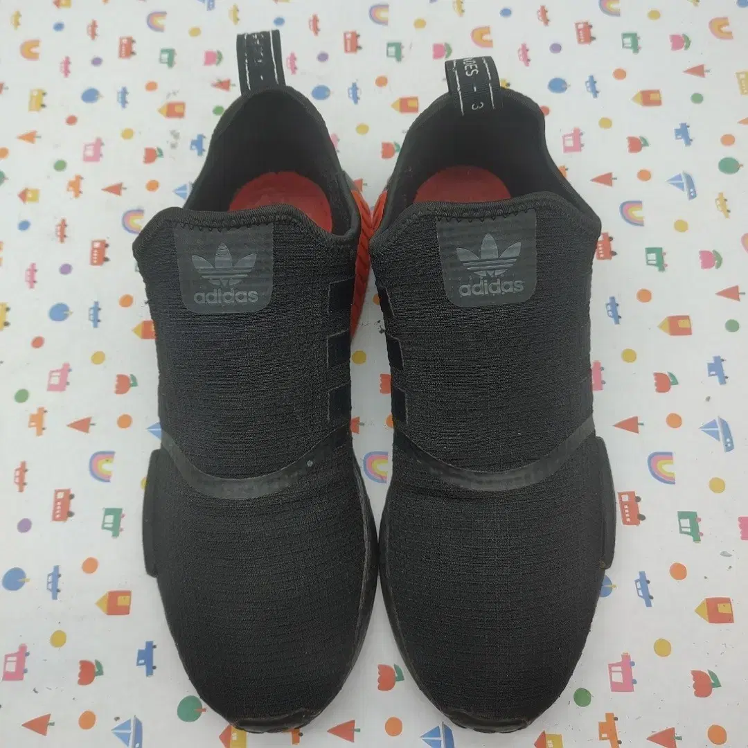 아디다스 NMD R1 남성운동화275_