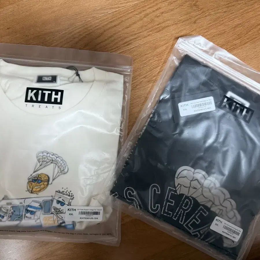 KITH 반팔티 XXL treats