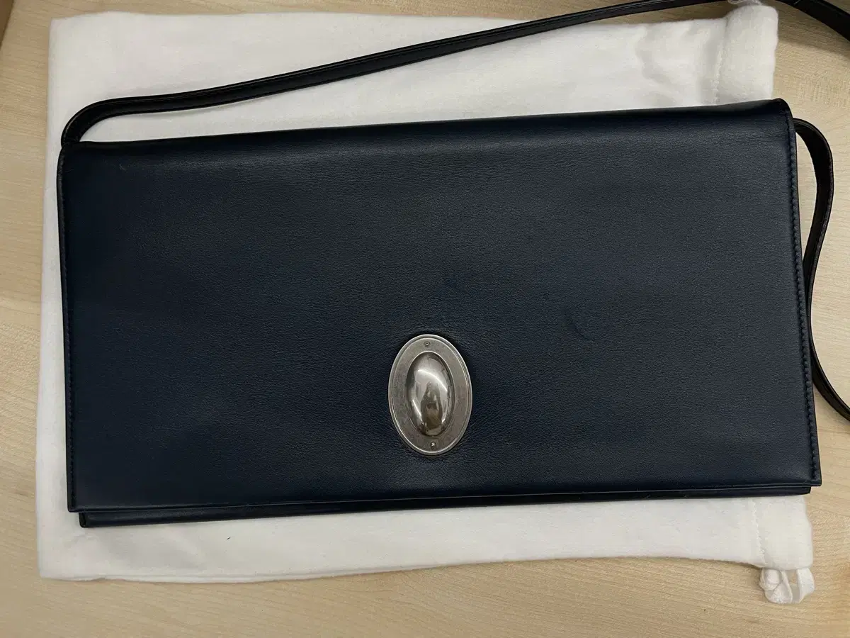 올드 셀린 오벌 클러치 old celine oval clutch 리본빛