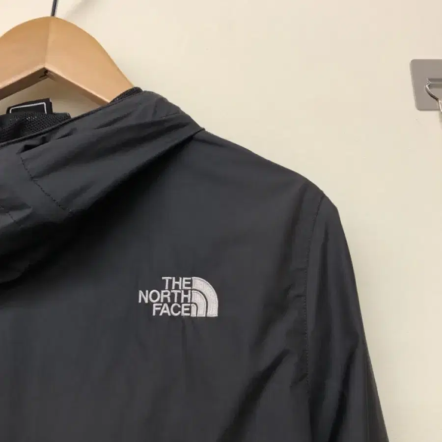 THE NORTH FACE 바람막이