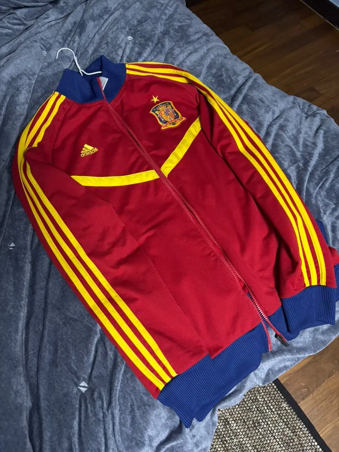 Adidas Spain Jersey sell or communicate with