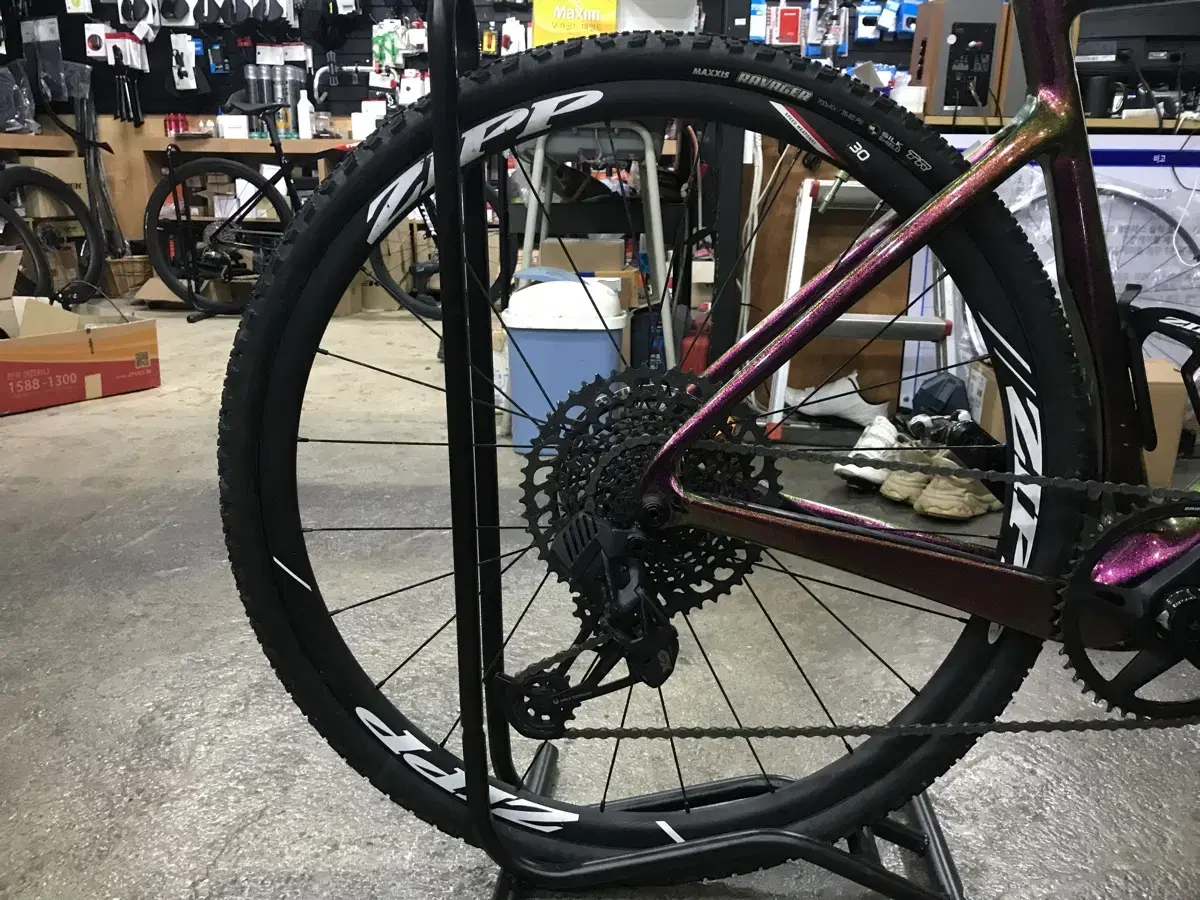 Zipp 30 course disc 짚 30 디스크 휠셋 시마노바디