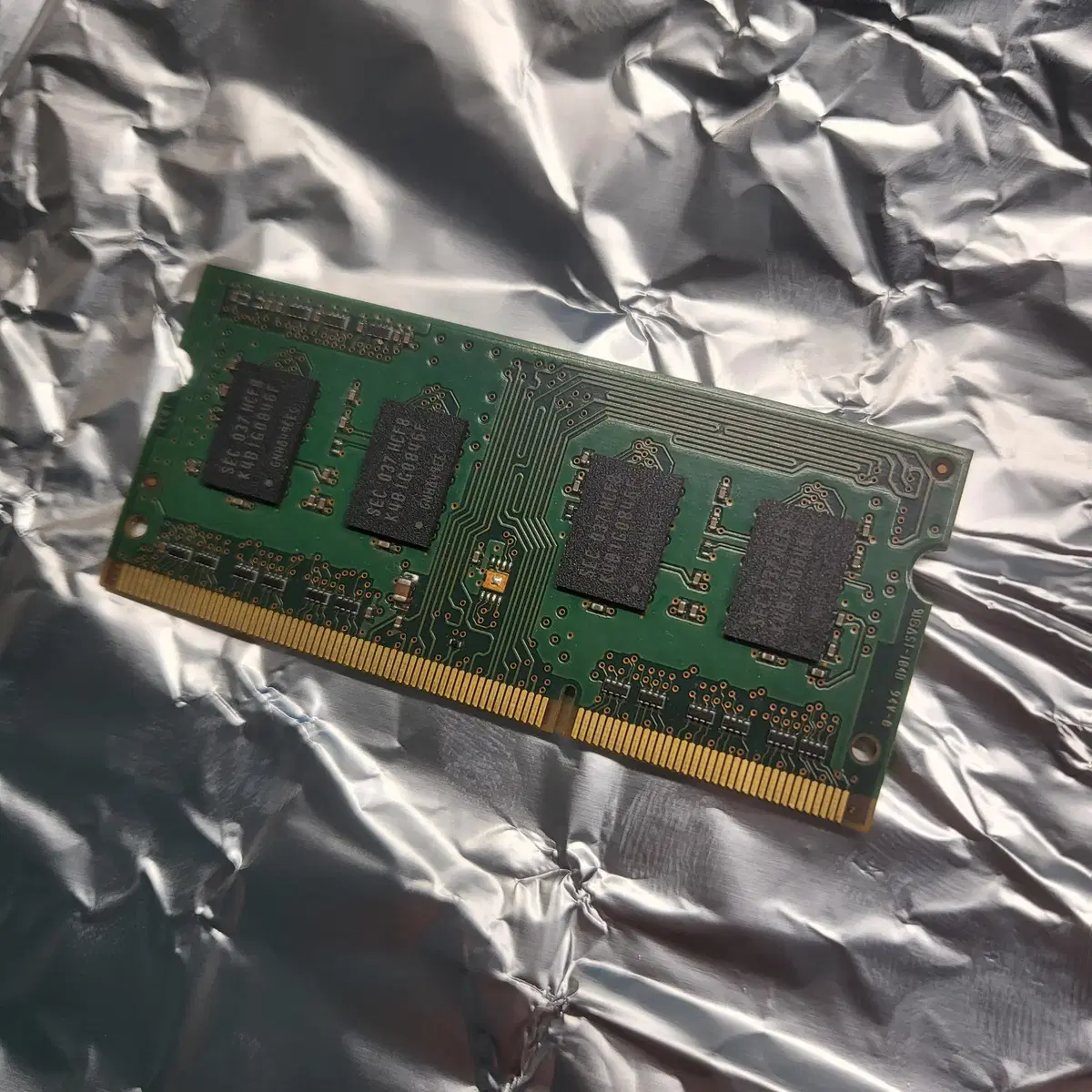 삼성전자 노트북 램 DDR3 1GB 1Rx8 8500S 1개(택포) 6천