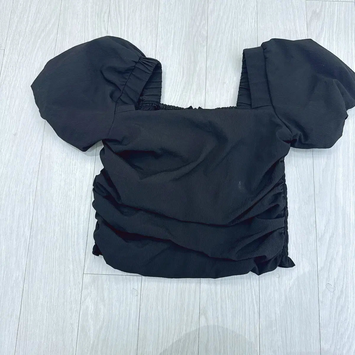 (반품불가) 르엘 Balloon square shirring blouse