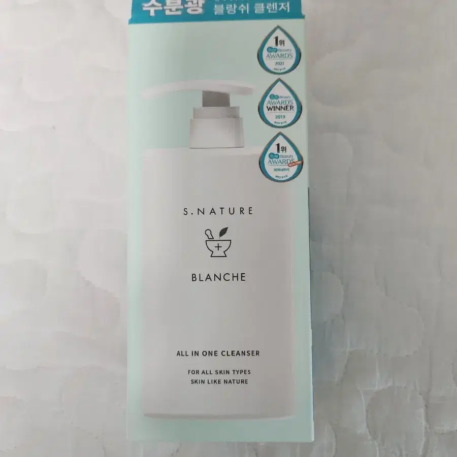 에스네이처 블랑쉬 클렌저 미개봉 새상품 260ml 택포