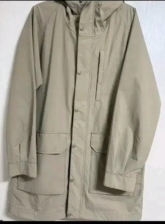 Uniqlo 24ss Windbreaker Hooded Coat(L, Beige) for sale