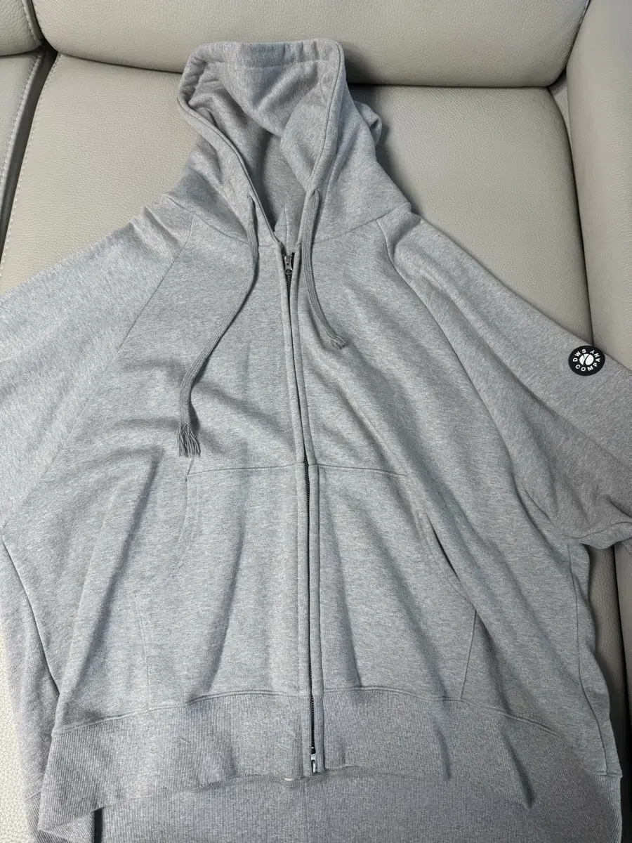 Dws Hooded Zip-Up XL (Actual2xl)