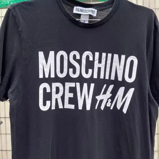 모스키노xH&M 2018 레터링 반팔티셔츠 Moschino