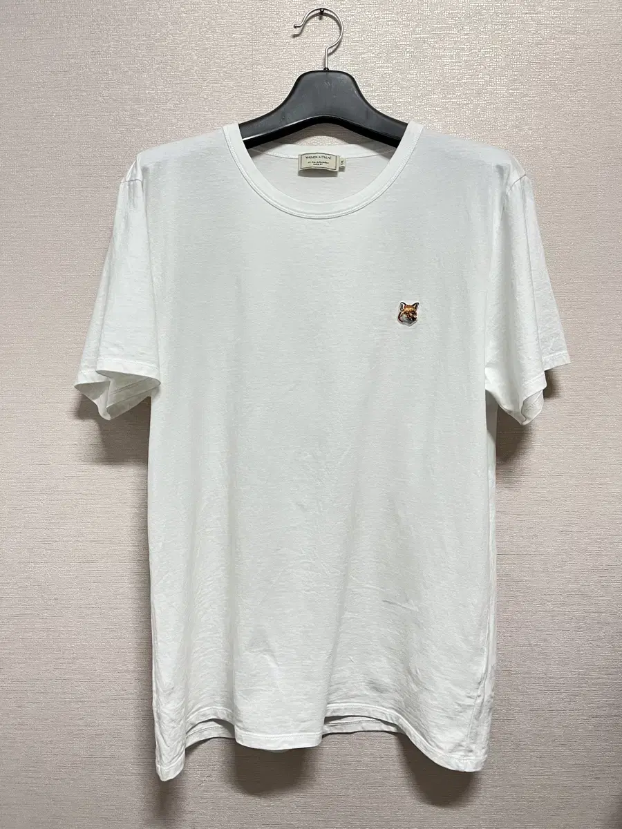 Maison Kitsune short sleeve XXL (good condition)