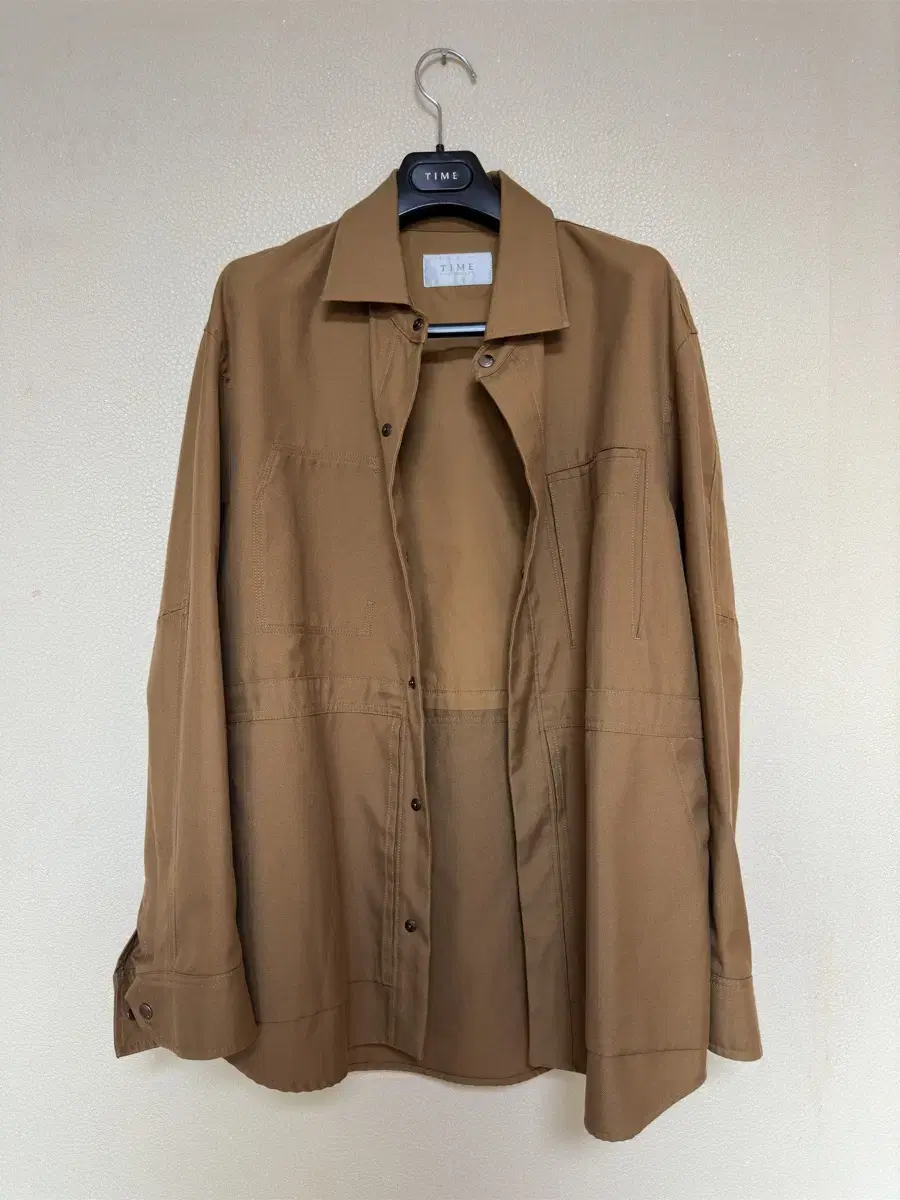 Selling Time Homme brown jacket (size 100)