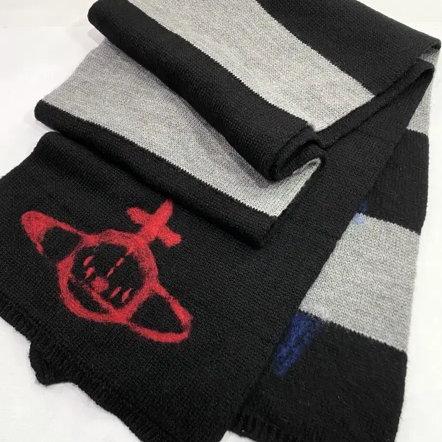 Vivienne Westwood Knit Muffler