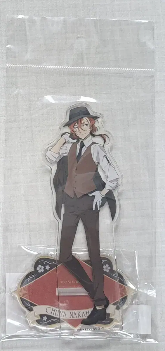 Moonsdog Chuuya Loft popup store acrylic unsealed