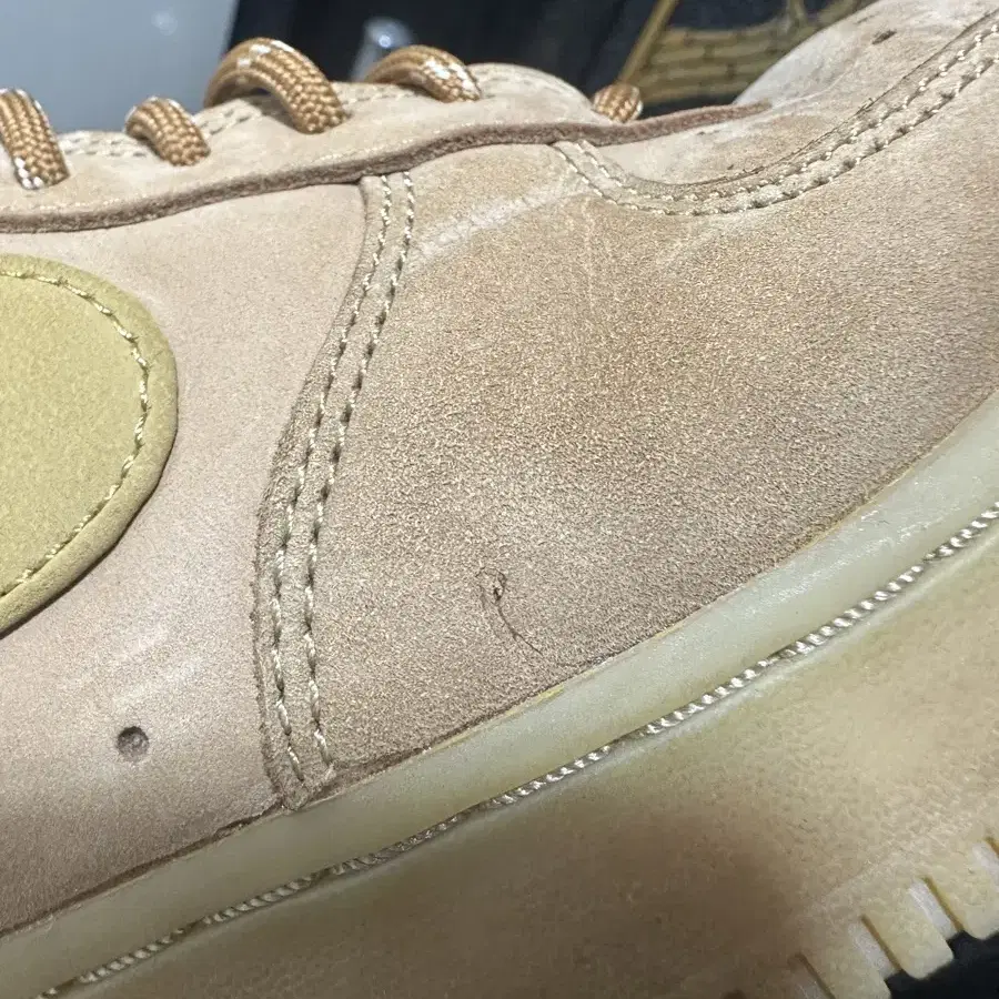 나이케 된장포스 Nike Air Force 1 '07 WB Flax