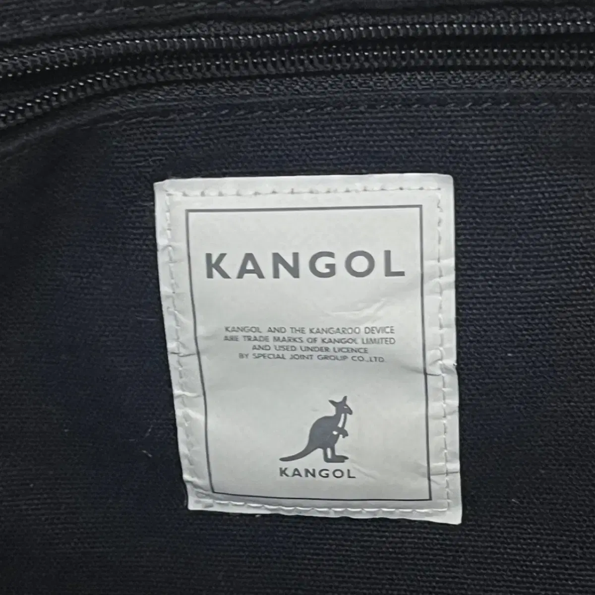 캉골 Kangol 메신저백 (검은색)