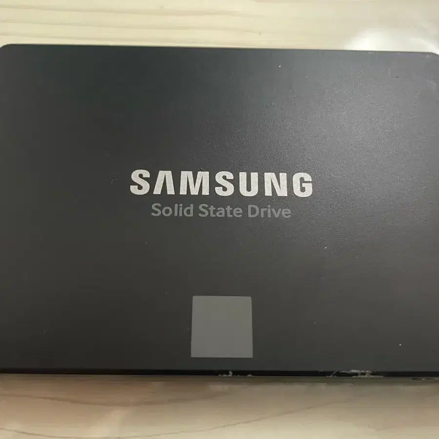 삼성 860 EVO SSD 250gb 팝니다