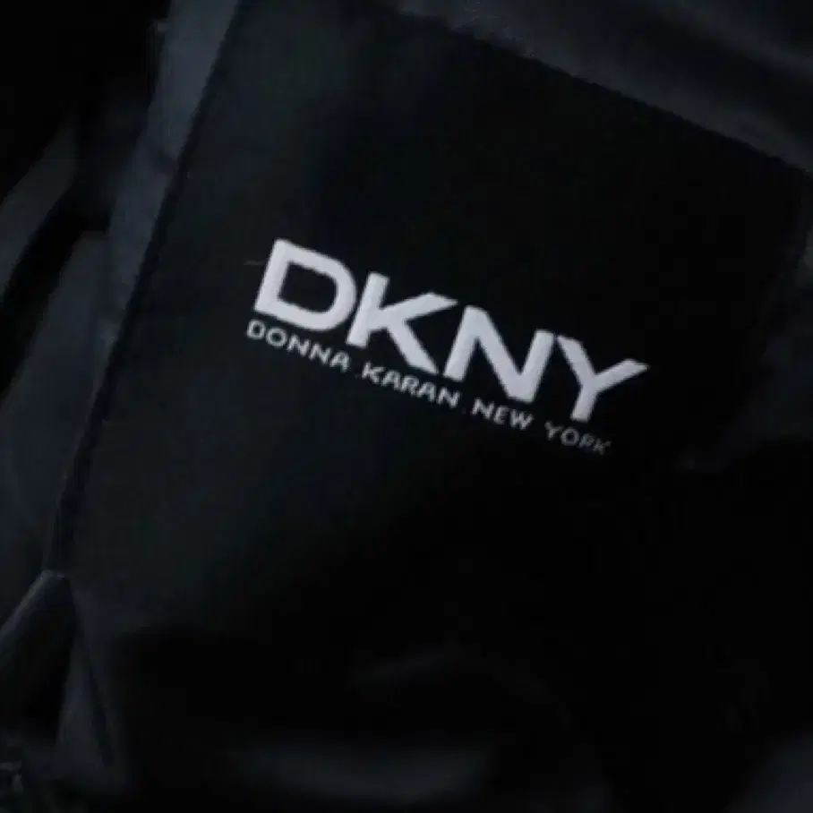 DKNY wool 100% 헤링본 코트