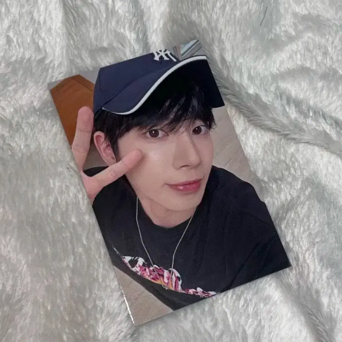 txt txt prmikon ancon mozon taehyun photocard wts sell