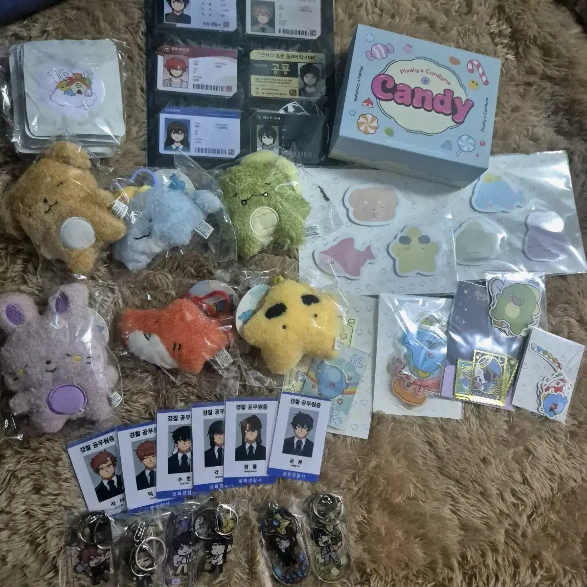 Sleepground merchandise bulk sells (misuban, pop up doll keyrings, can badges, etc.)