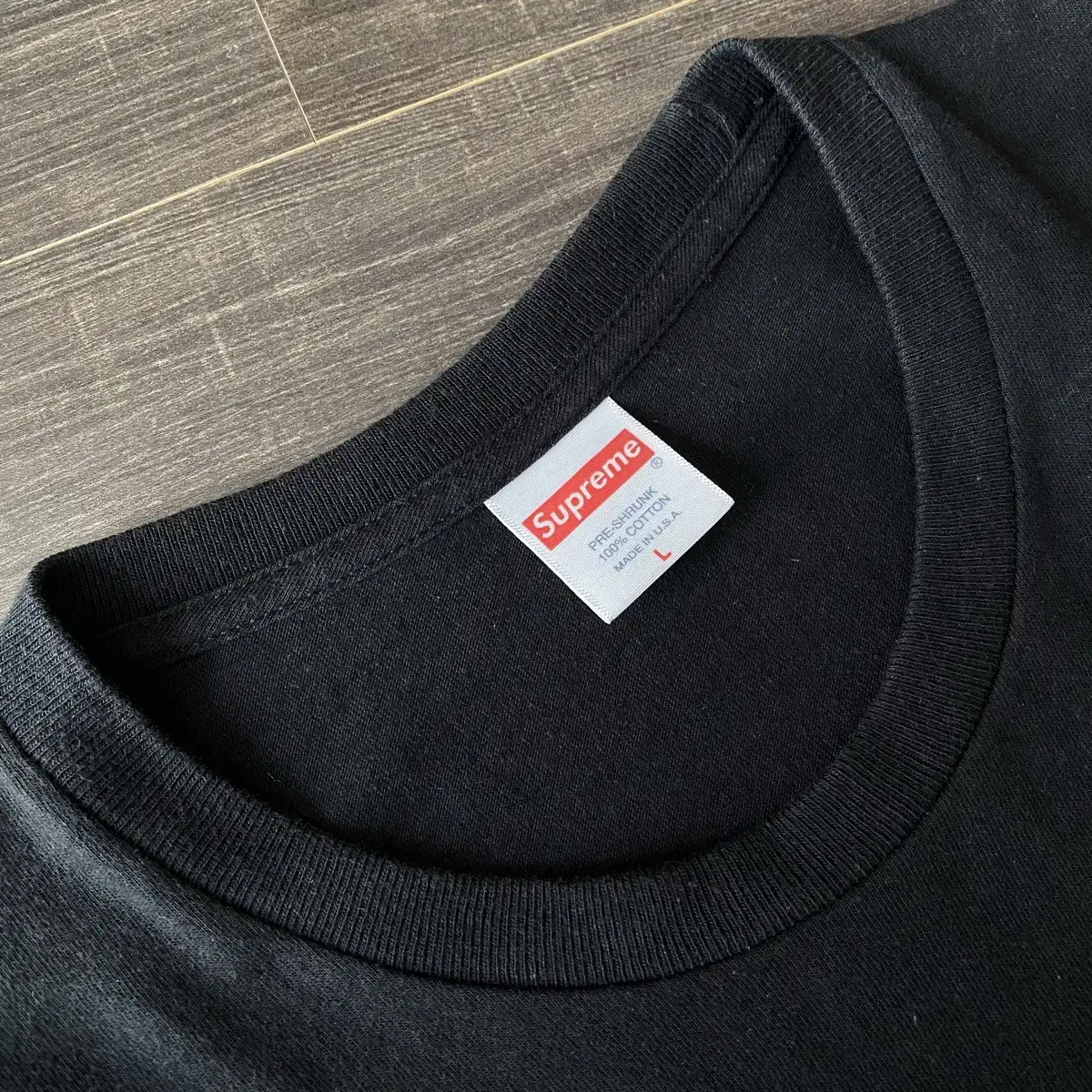 SUPREME FUTURA T62