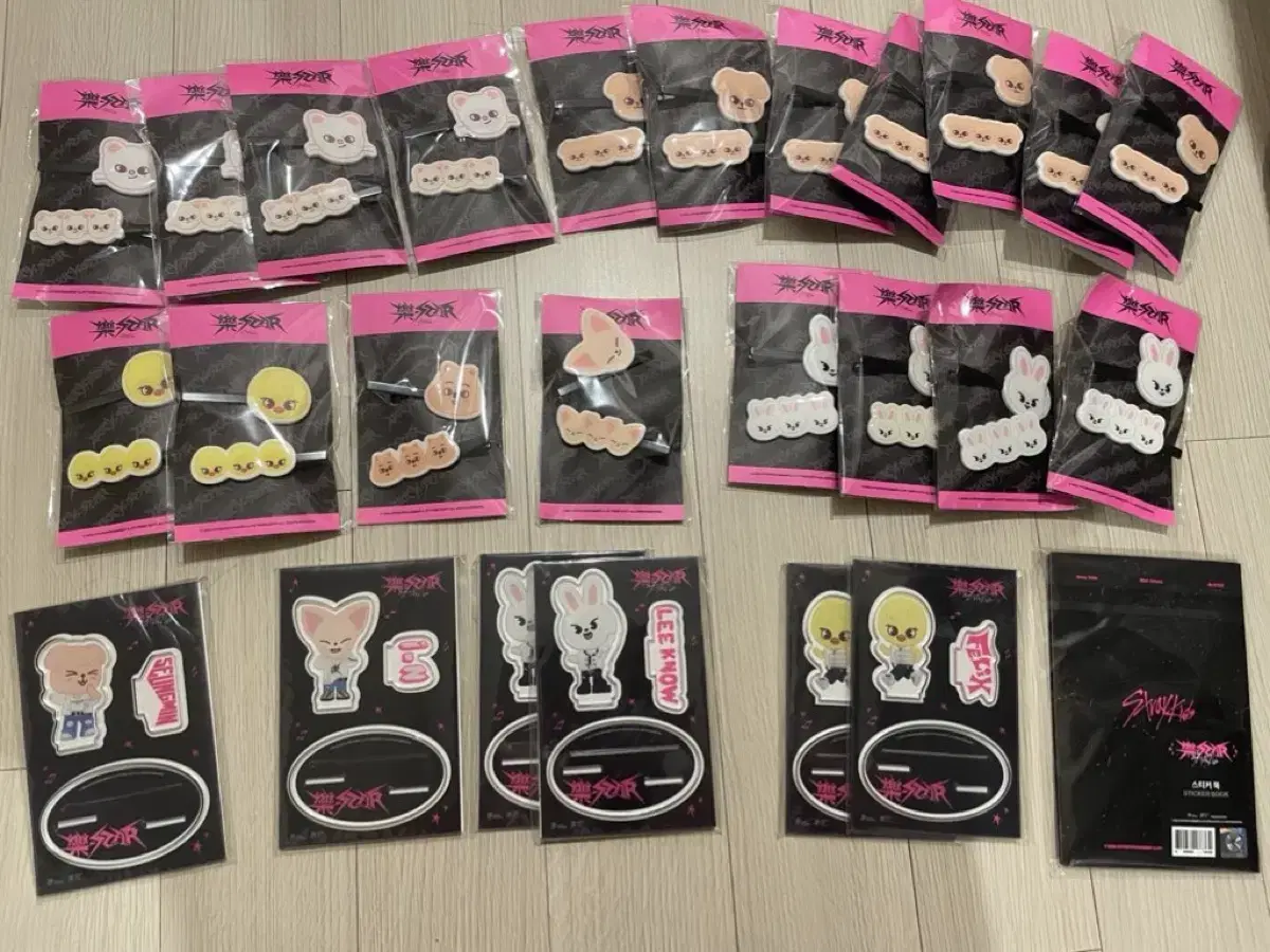 Skz straykids skzoo Hairpins Hairpins acrylic