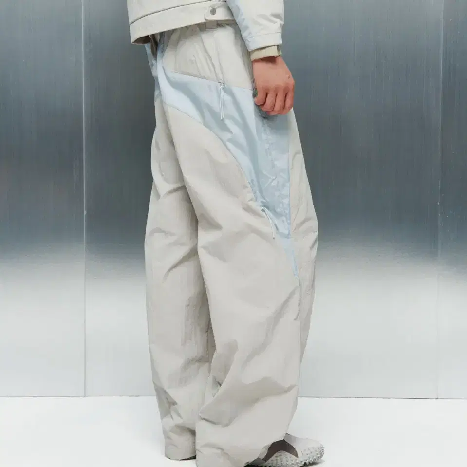 [새상품] 산산기어 contrast pants 콘트라스트 1