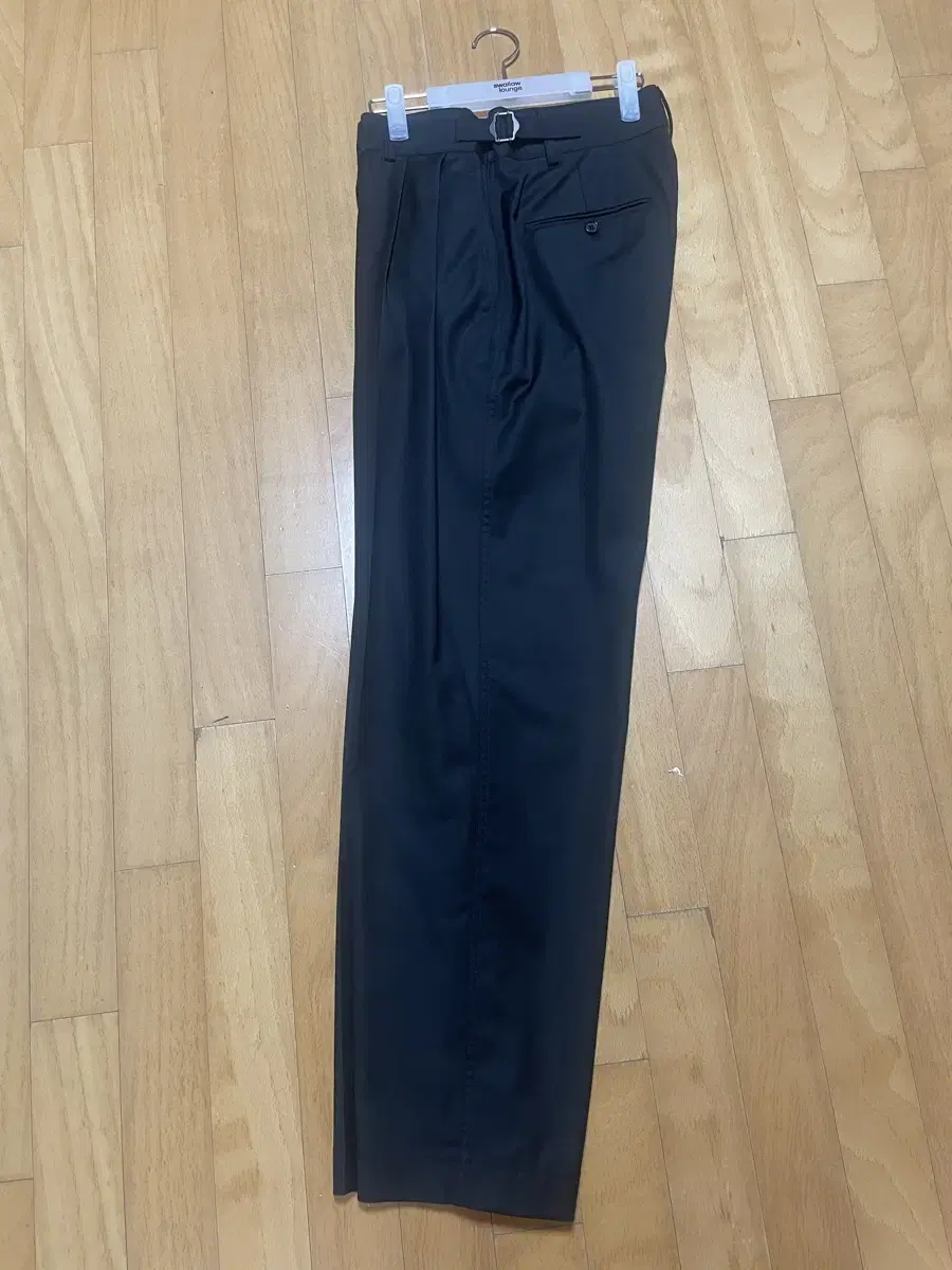 [2] AnotherOffice Santiago Slacks Black