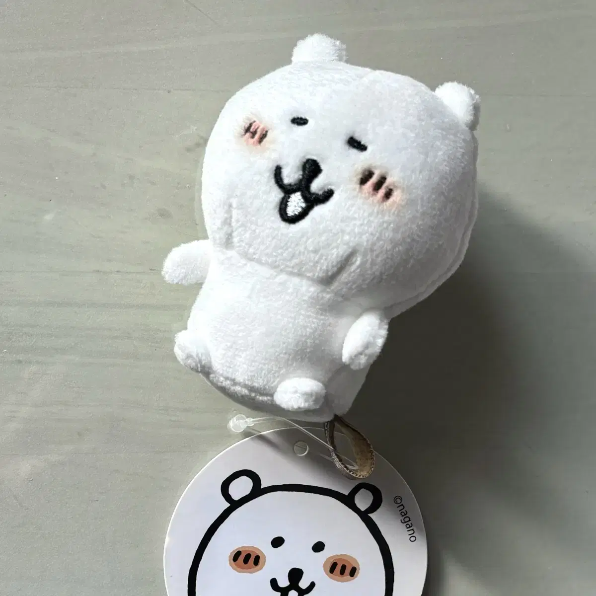 농담곰 발그레곰