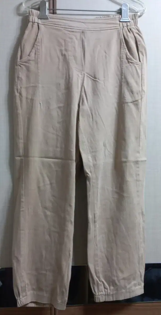 Dateum Women's Pants