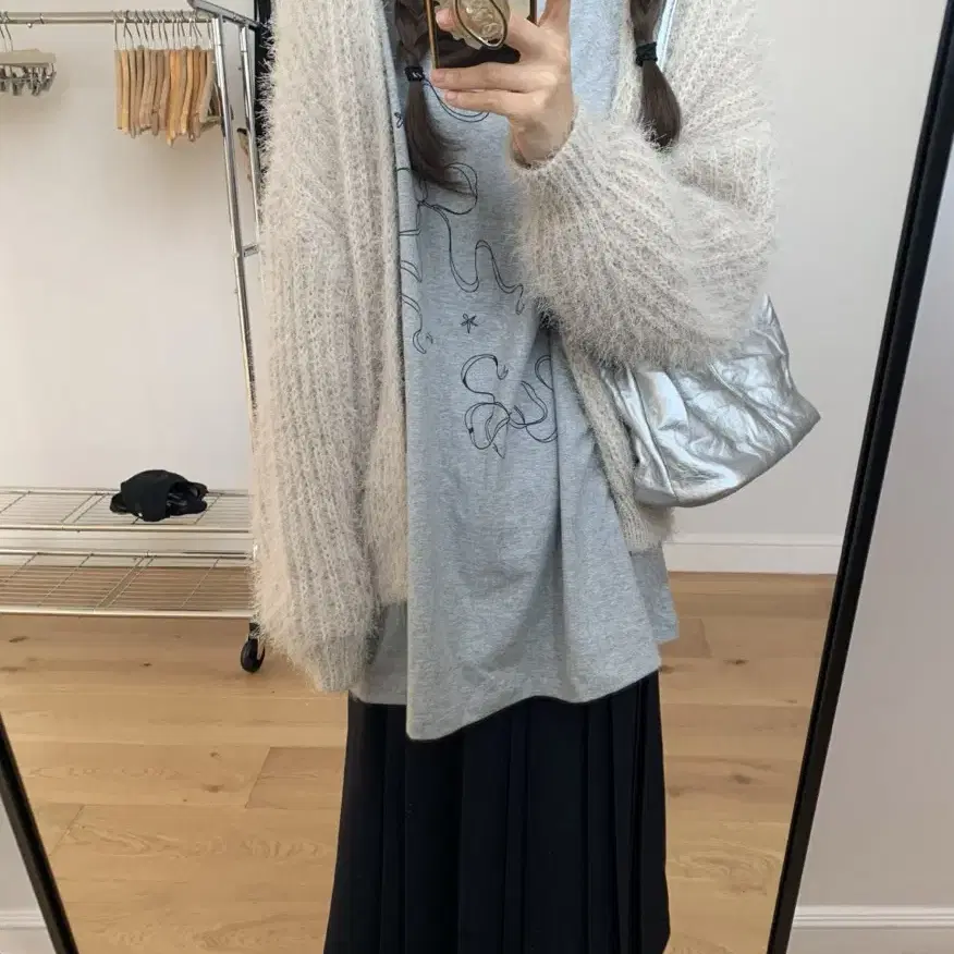 아밀트 soft fur cardigan (beige)