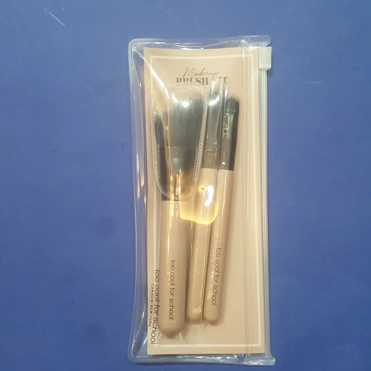 Tukulposchool makeup brushes kit I sell them