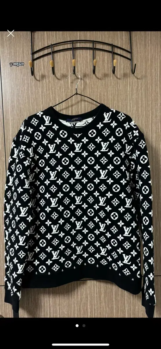 Louis Vuitton Full Monogram Man-to-Man M