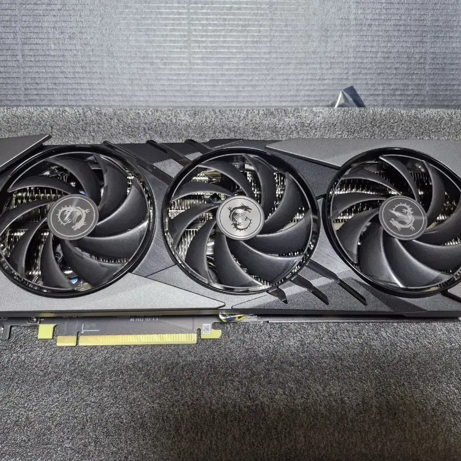 rtx 4070super  팔아요