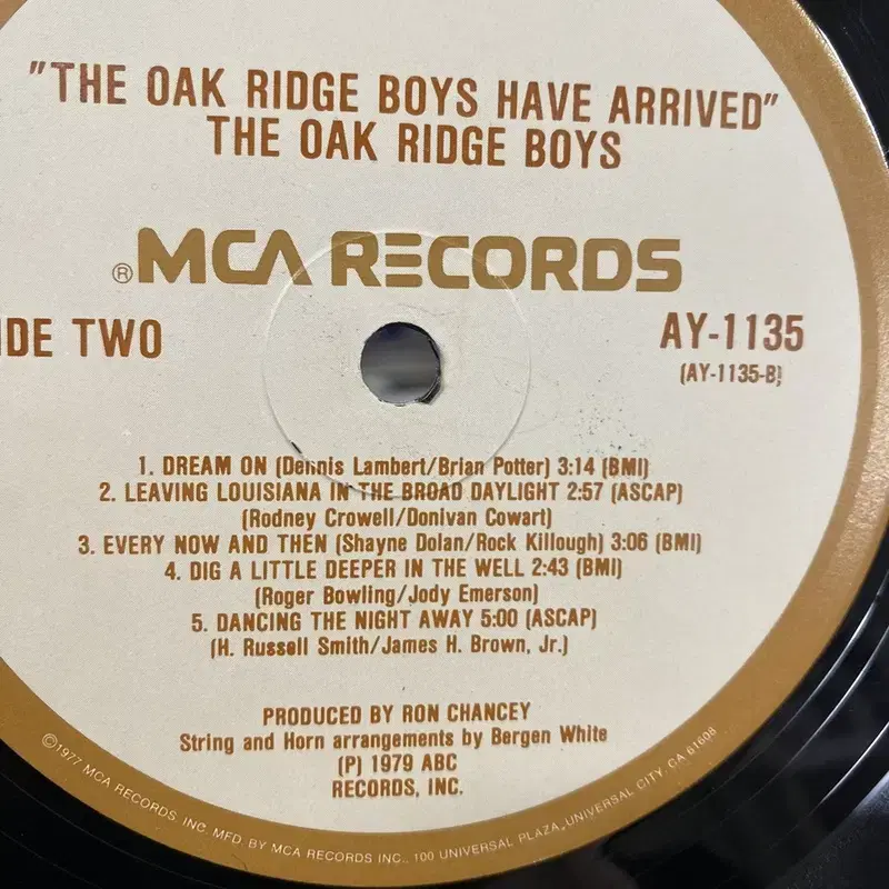 THE OAK RIDGE BOYS LP / AA2715