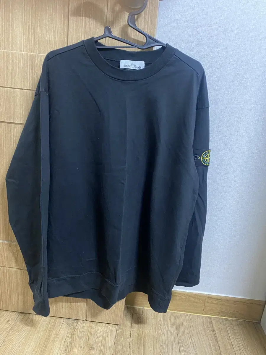 Stone Island (genuine) size 100 new for sale